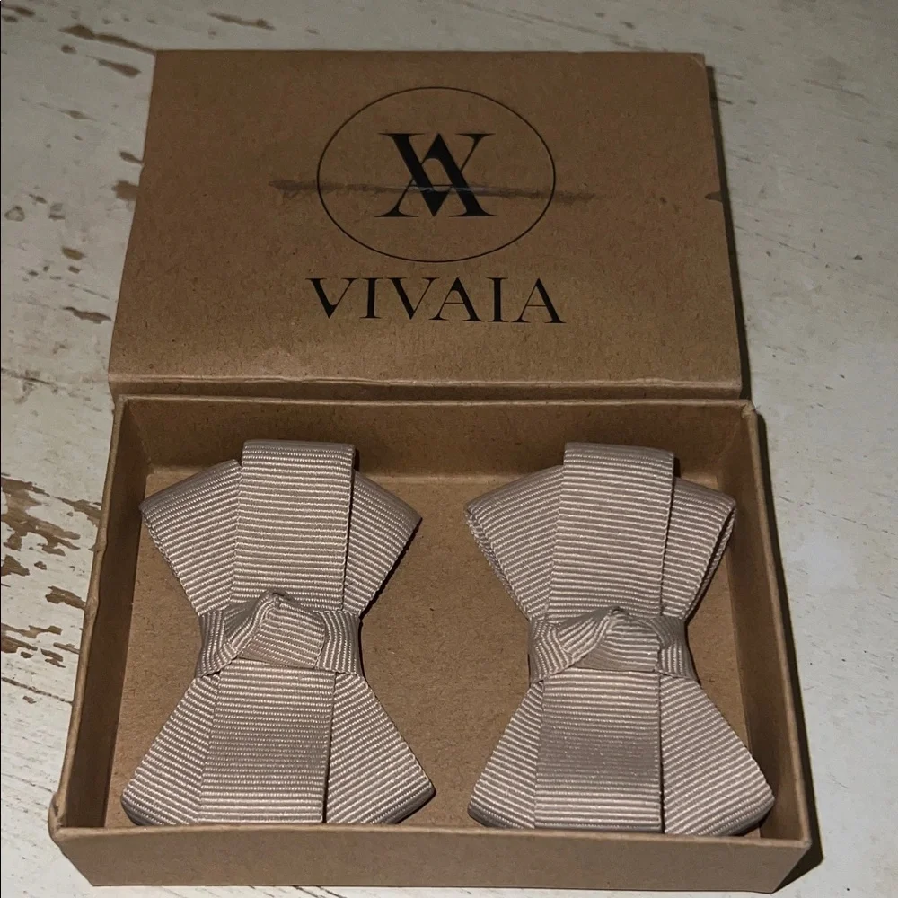 Vivaia bows for Mary Jane shoes